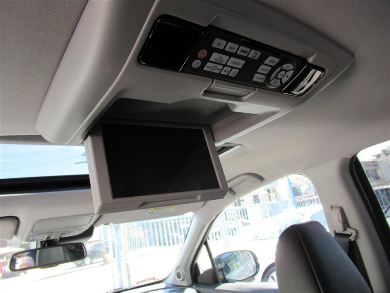 2016 Honda Pilot Touring   - Photo 28 - Sherman Oaks, CA 91423
