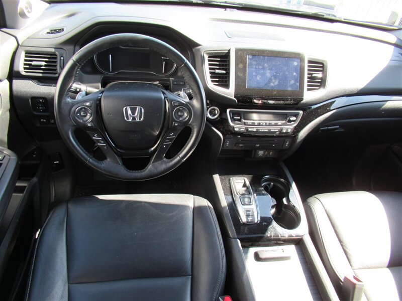 2016 Honda Pilot Touring   - Photo 27 - Sherman Oaks, CA 91423