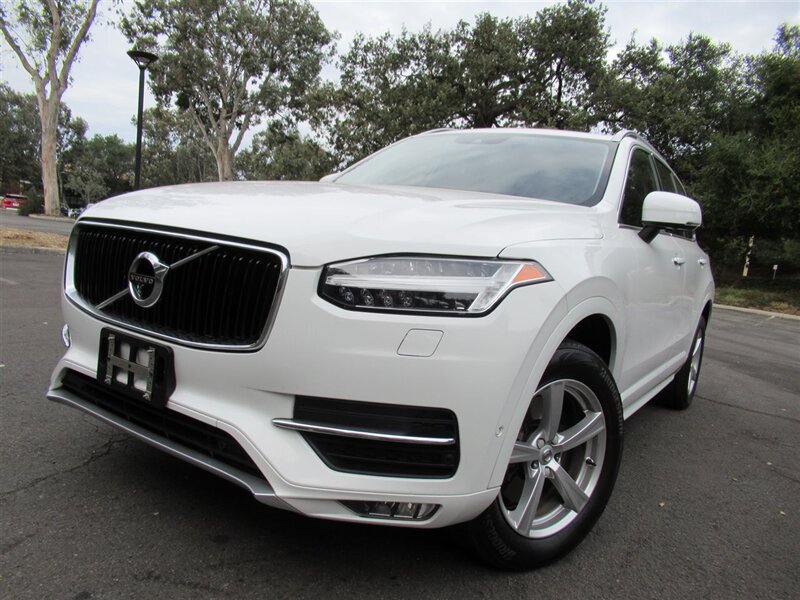 2016 Volvo XC90 T5 Momentum   - Photo 6 - Sherman Oaks, CA 91423