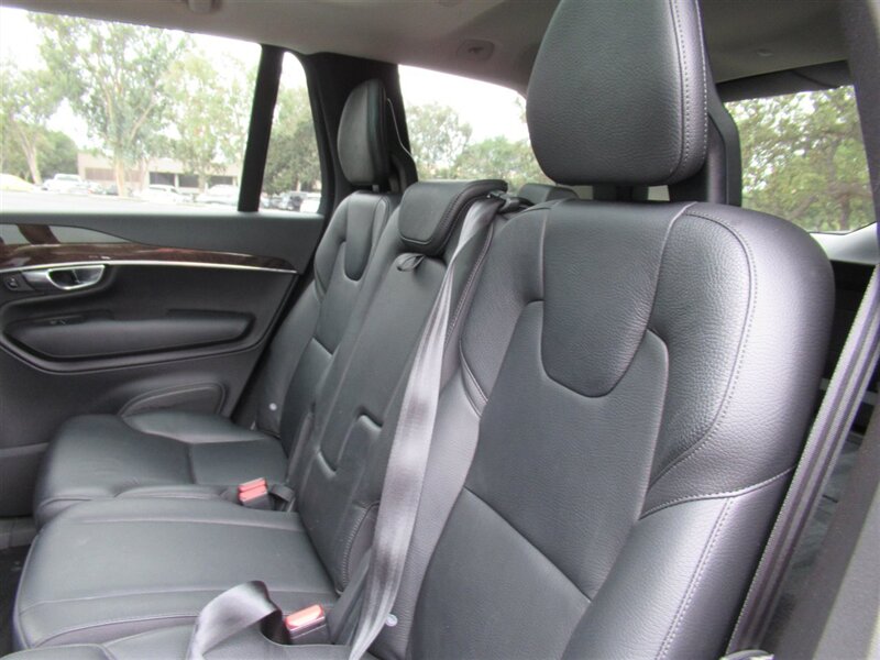 2016 Volvo XC90 T5 Momentum   - Photo 27 - Sherman Oaks, CA 91423