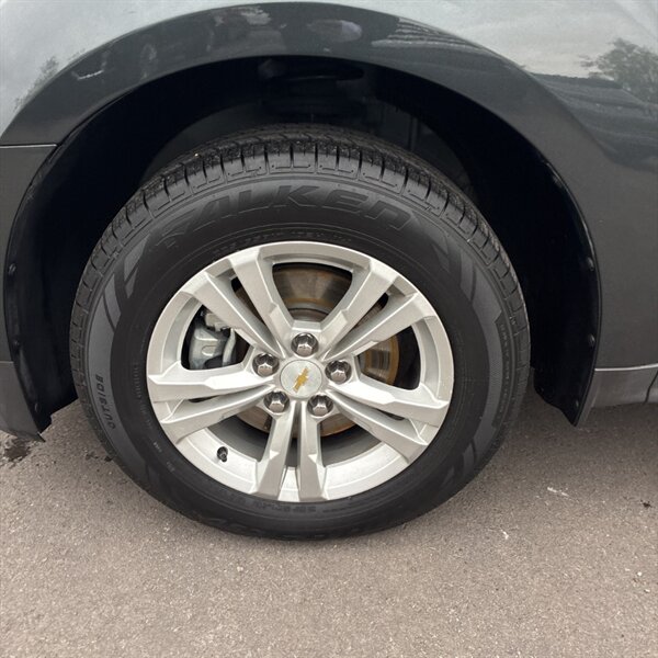 2017 Chevrolet Equinox LS   - Photo 18 - Sherman Oaks, CA 91423