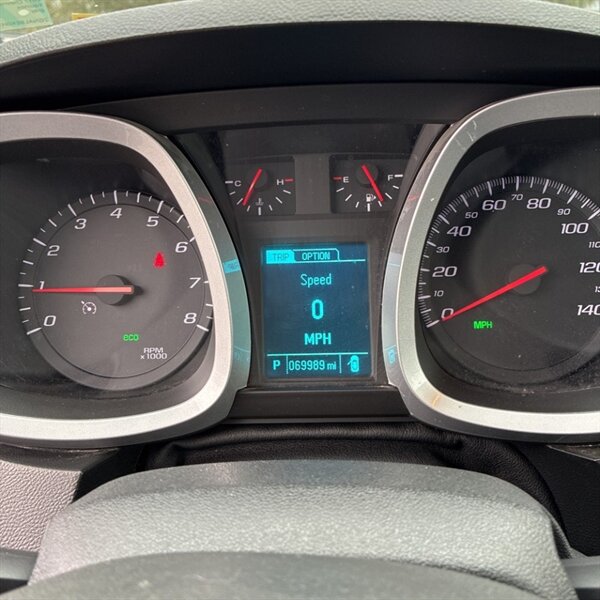 2017 Chevrolet Equinox LS   - Photo 15 - Sherman Oaks, CA 91423