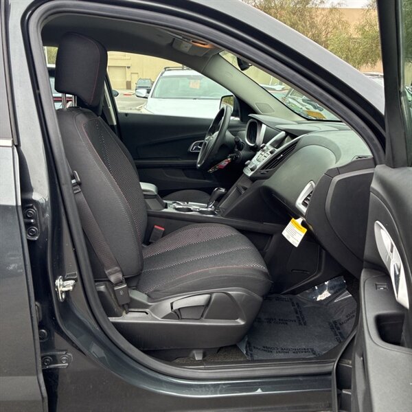 2017 Chevrolet Equinox LS   - Photo 14 - Sherman Oaks, CA 91423