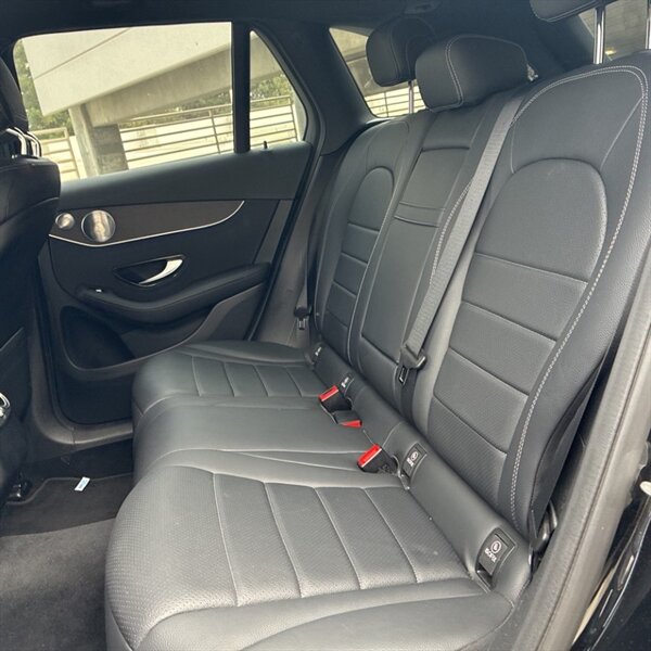 2020 Mercedes-Benz GLC GLC 300 4MATIC   - Photo 15 - Sherman Oaks, CA 91423