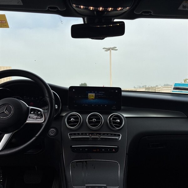 2020 Mercedes-Benz GLC GLC 300 4MATIC   - Photo 17 - Sherman Oaks, CA 91423