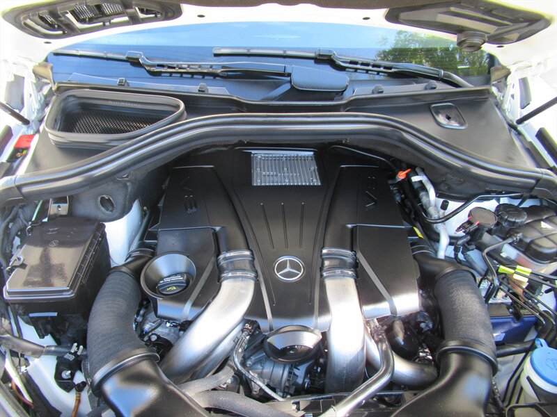 2016 Mercedes-Benz GL 550 4MATIC   - Photo 42 - Sherman Oaks, CA 91423