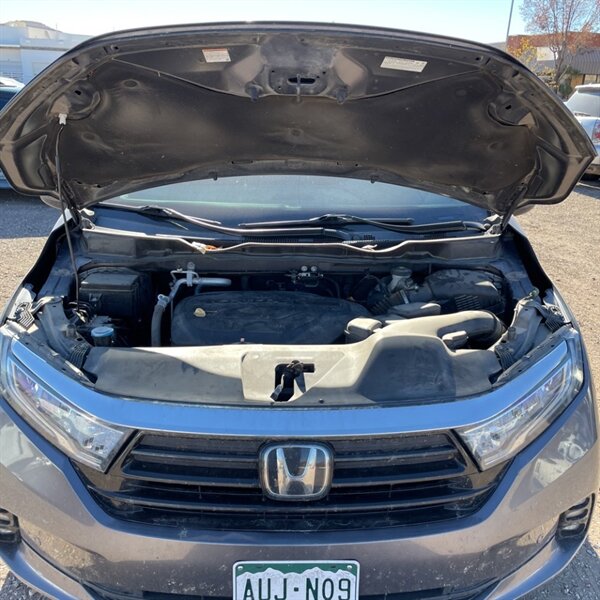 2021 Honda Odyssey Touring   - Photo 14 - Sherman Oaks, CA 91423