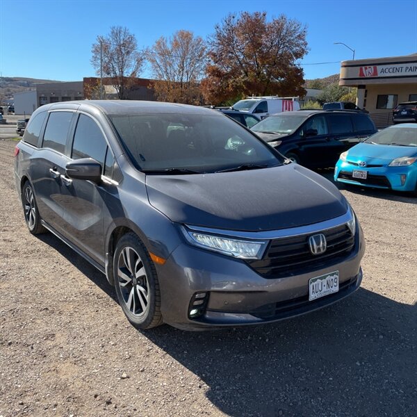 2021 Honda Odyssey Touring   - Photo 3 - Sherman Oaks, CA 91423