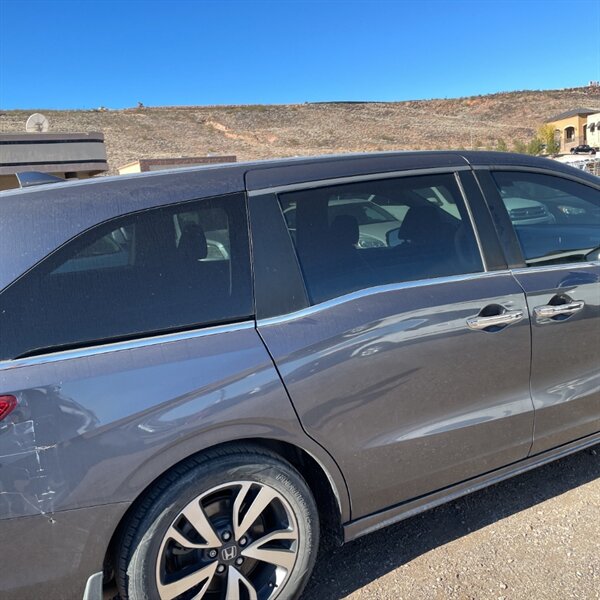 2021 Honda Odyssey Touring   - Photo 5 - Sherman Oaks, CA 91423