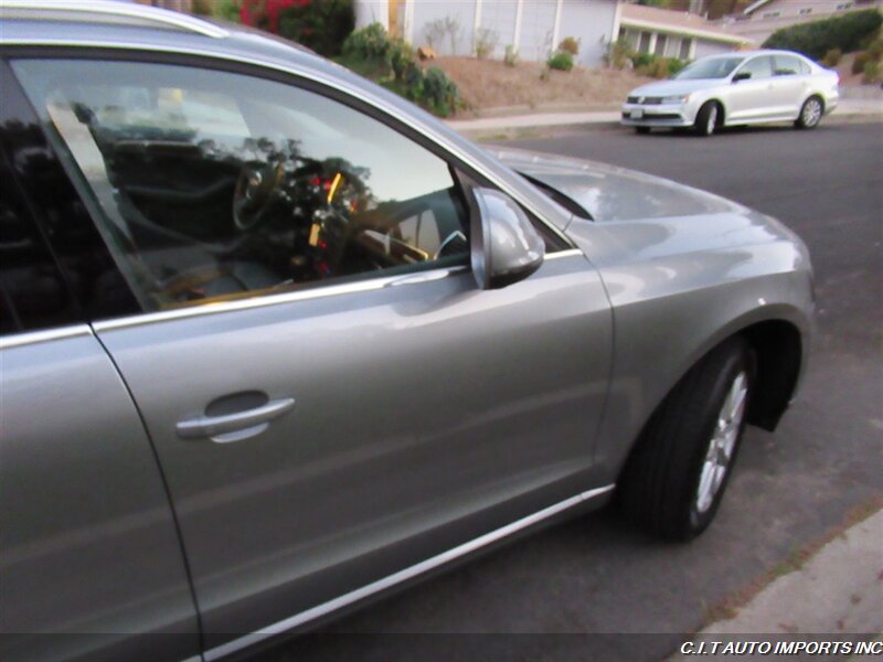 2010 Audi Q5 3.2 quattro Premium   - Photo 34 - Sherman Oaks, CA 91423