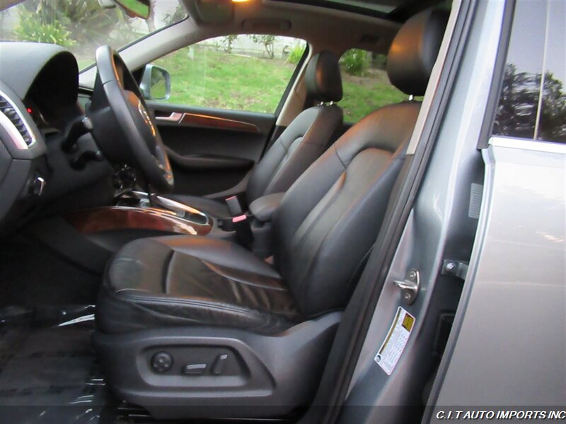 2010 Audi Q5 3.2 quattro Premium   - Photo 15 - Sherman Oaks, CA 91423