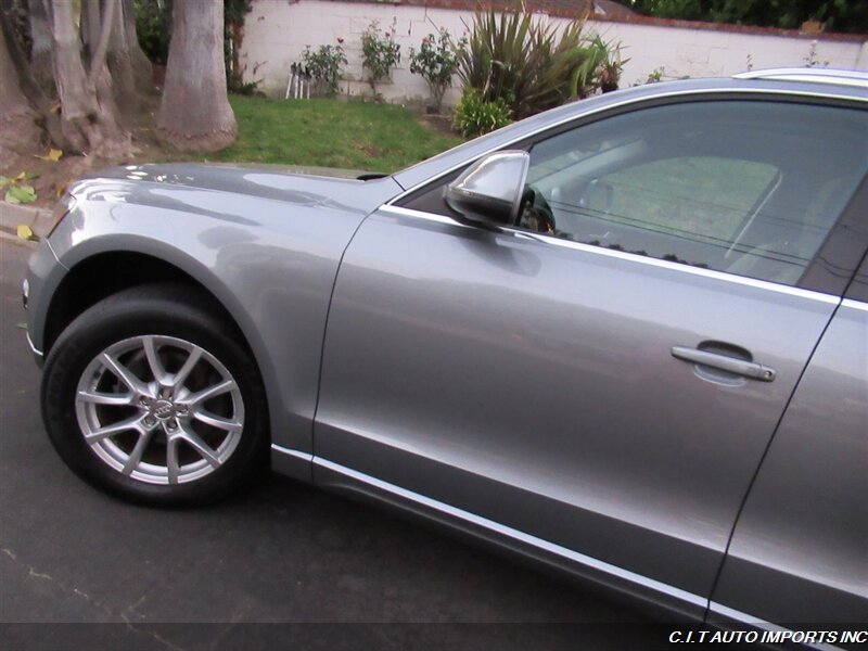 2010 Audi Q5 3.2 quattro Premium   - Photo 36 - Sherman Oaks, CA 91423