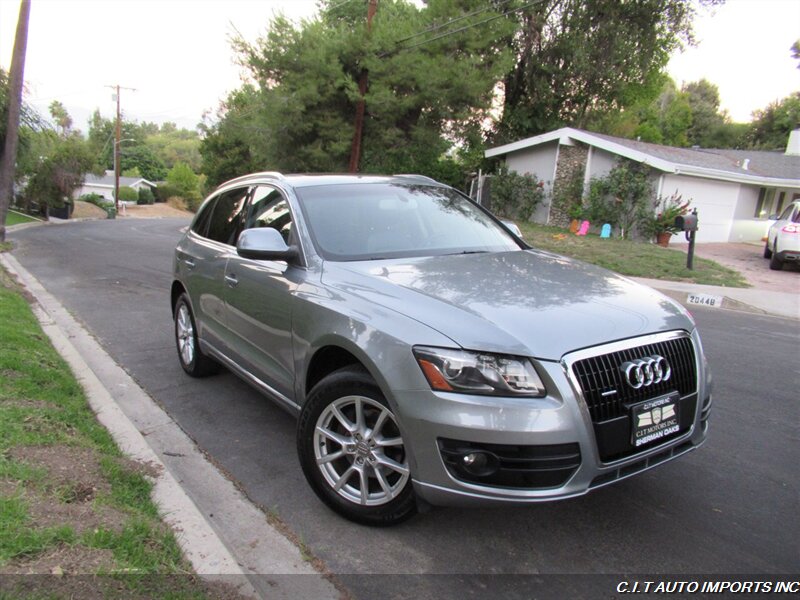 2010 Audi Q5 3.2 quattro Premium   - Photo 10 - Sherman Oaks, CA 91423