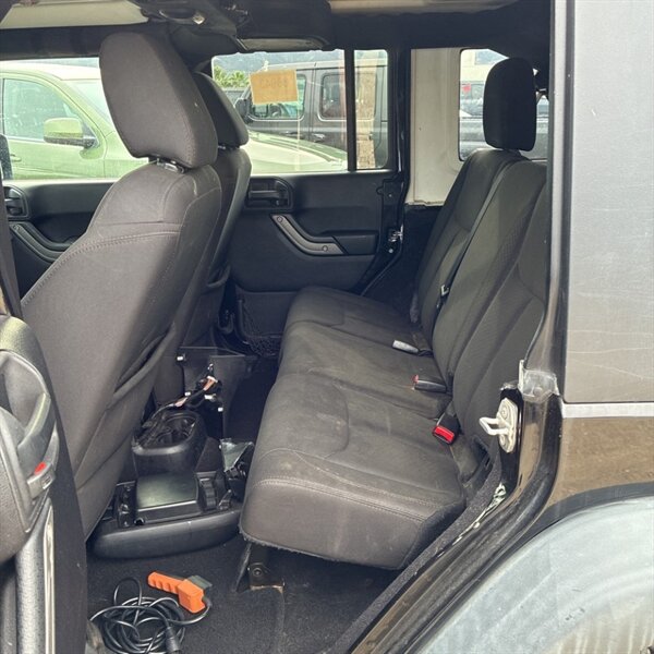 2016 Jeep Wrangler Unlimited Sport   - Photo 19 - Sherman Oaks, CA 91423