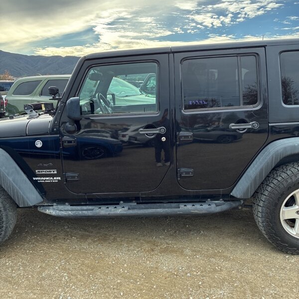 2016 Jeep Wrangler Unlimited Sport   - Photo 5 - Sherman Oaks, CA 91423