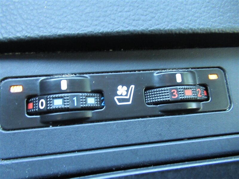 2014 Lexus RX   - Photo 27 - Sherman Oaks, CA 91423
