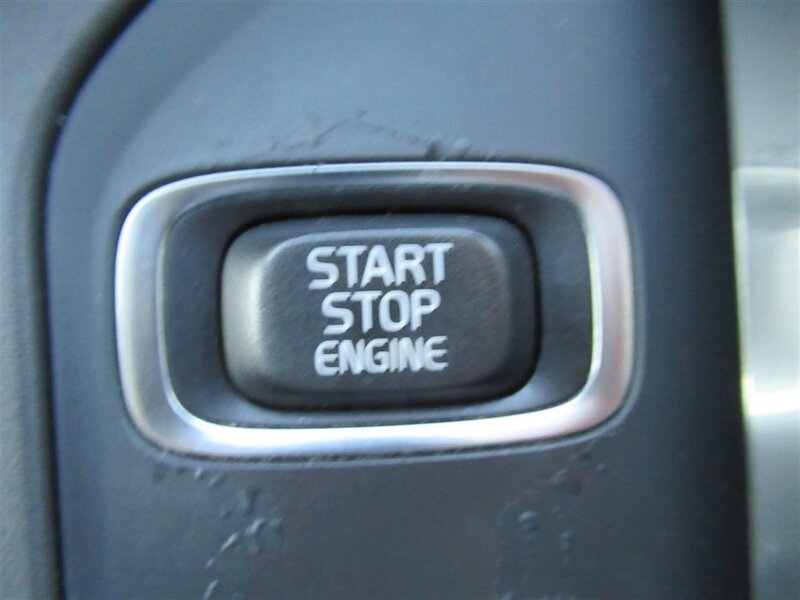 2016 Volvo XC60 T5 Premier   - Photo 24 - Sherman Oaks, CA 91423