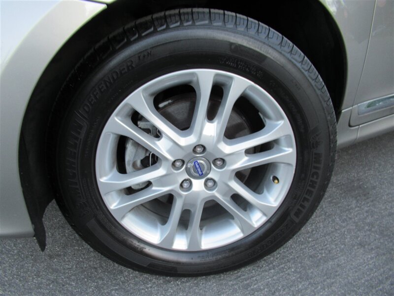 2016 Volvo XC60 T5 Premier   - Photo 15 - Sherman Oaks, CA 91423