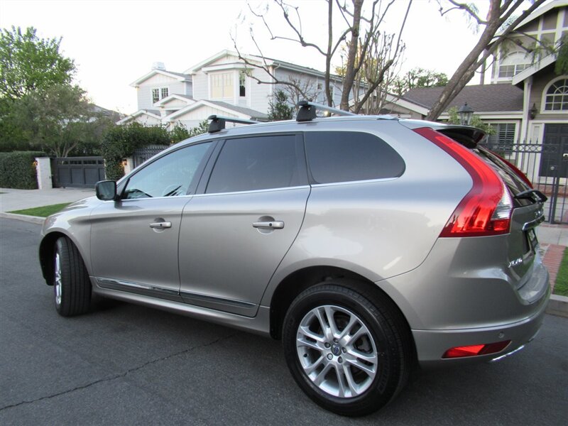 2016 Volvo XC60 T5 Premier   - Photo 6 - Sherman Oaks, CA 91423