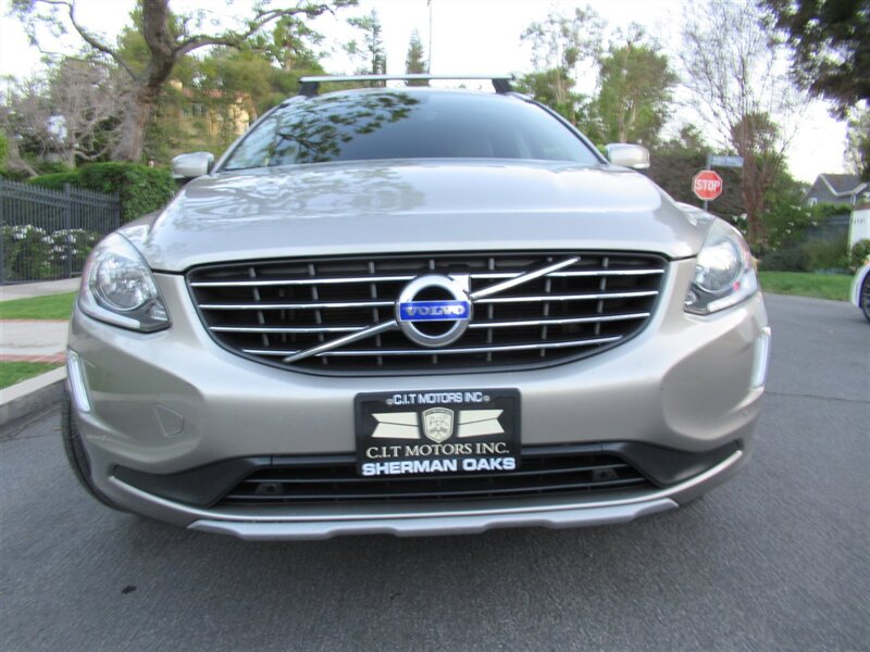 2016 Volvo XC60 T5 Premier   - Photo 13 - Sherman Oaks, CA 91423