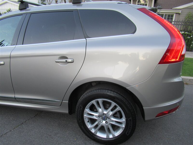 2016 Volvo XC60 T5 Premier   - Photo 42 - Sherman Oaks, CA 91423