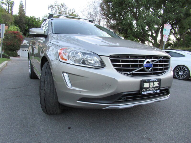 2016 Volvo XC60 T5 Premier   - Photo 12 - Sherman Oaks, CA 91423