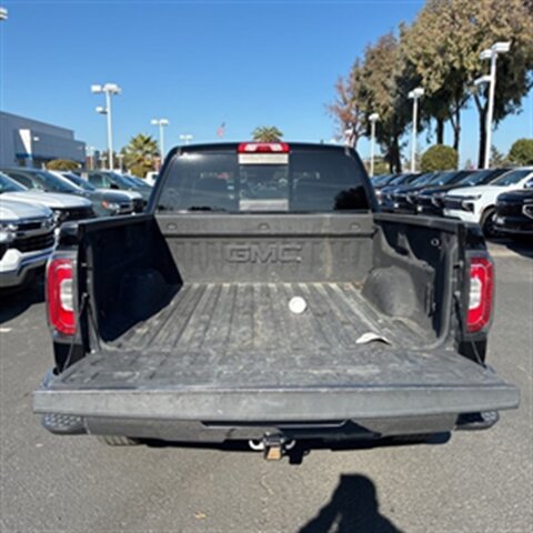 2017 GMC Sierra 1500 SLT   - Photo 9 - Sherman Oaks, CA 91423