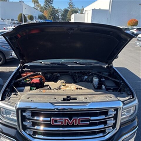 2017 GMC Sierra 1500 SLT   - Photo 10 - Sherman Oaks, CA 91423