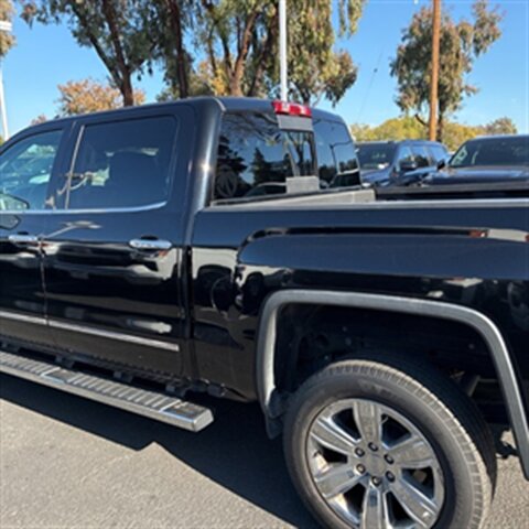 2017 GMC Sierra 1500 SLT   - Photo 6 - Sherman Oaks, CA 91423