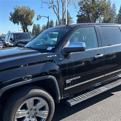 2017 GMC Sierra 1500 SLT   - Photo 7 - Sherman Oaks, CA 91423