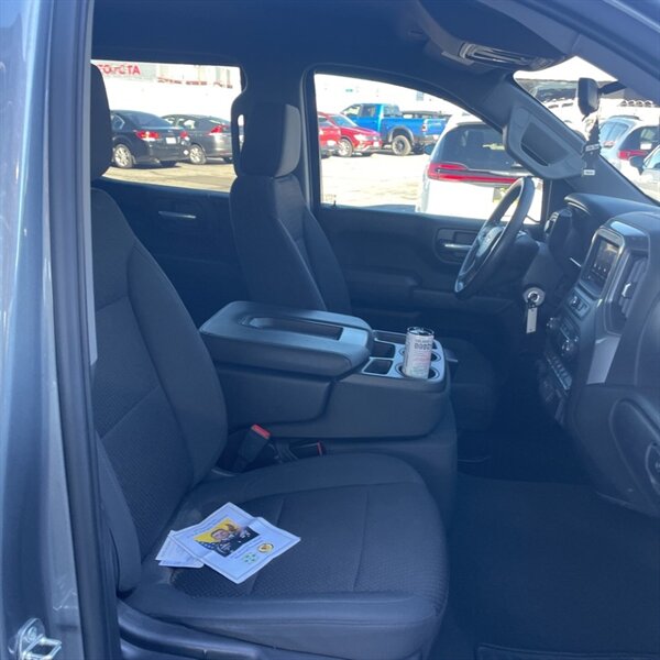 2021 Chevrolet Silverado 1500 Custom   - Photo 23 - Sherman Oaks, CA 91423