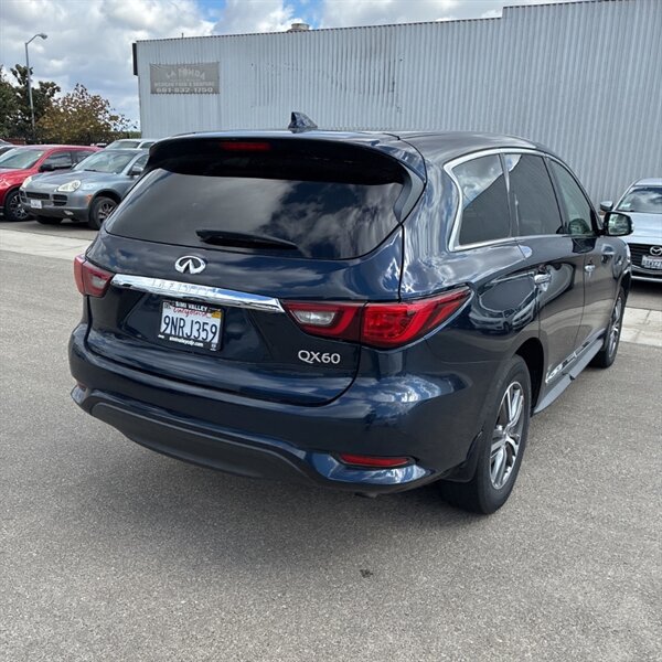 2020 INFINITI QX60 Pure   - Photo 10 - Sherman Oaks, CA 91423