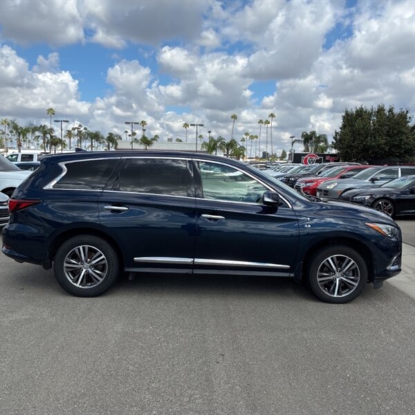 2020 INFINITI QX60 Pure   - Photo 9 - Sherman Oaks, CA 91423