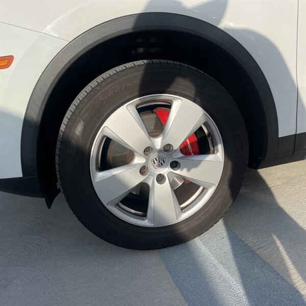 2019 Porsche Cayenne   - Photo 13 - Sherman Oaks, CA 91423