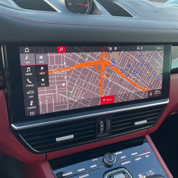 2019 Porsche Cayenne   - Photo 23 - Sherman Oaks, CA 91423