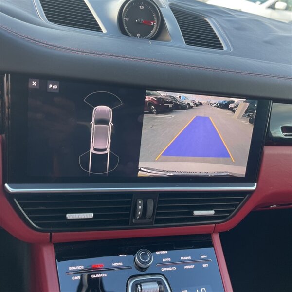 2019 Porsche Cayenne   - Photo 22 - Sherman Oaks, CA 91423