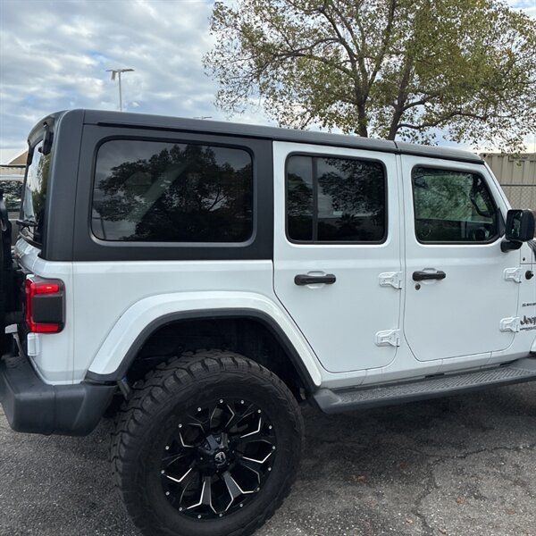 2019 Jeep Wrangler Unlimited Sahara   - Photo 12 - Sherman Oaks, CA 91423