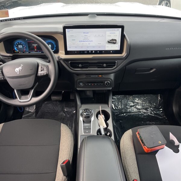 2025 Ford Bronco Sport Big Bend   - Photo 17 - Sherman Oaks, CA 91423