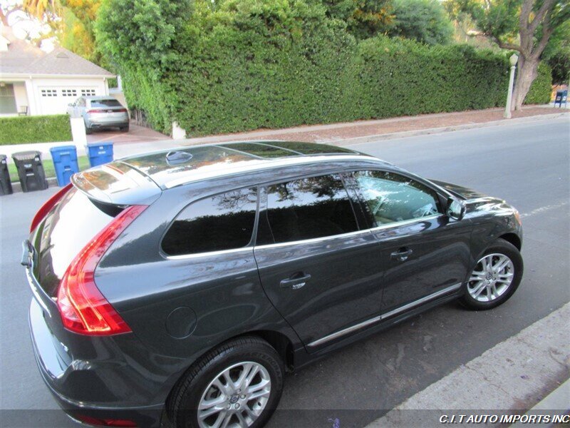 2016 Volvo XC60 T5 Drive-E Premier   - Photo 39 - Sherman Oaks, CA 91423