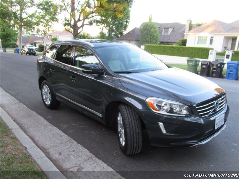 2016 Volvo XC60 T5 Drive-E Premier   - Photo 10 - Sherman Oaks, CA 91423