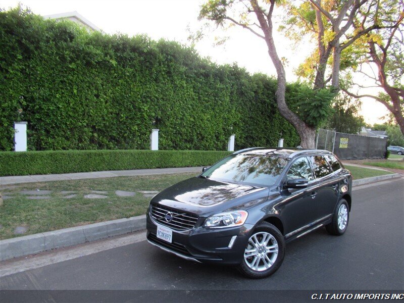 2016 Volvo XC60 T5 Drive-E Premier   - Photo 5 - Sherman Oaks, CA 91423