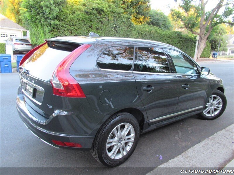 2016 Volvo XC60 T5 Drive-E Premier   - Photo 8 - Sherman Oaks, CA 91423