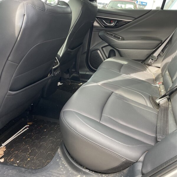 2021 Subaru Outback Limited XT   - Photo 16 - Sherman Oaks, CA 91423