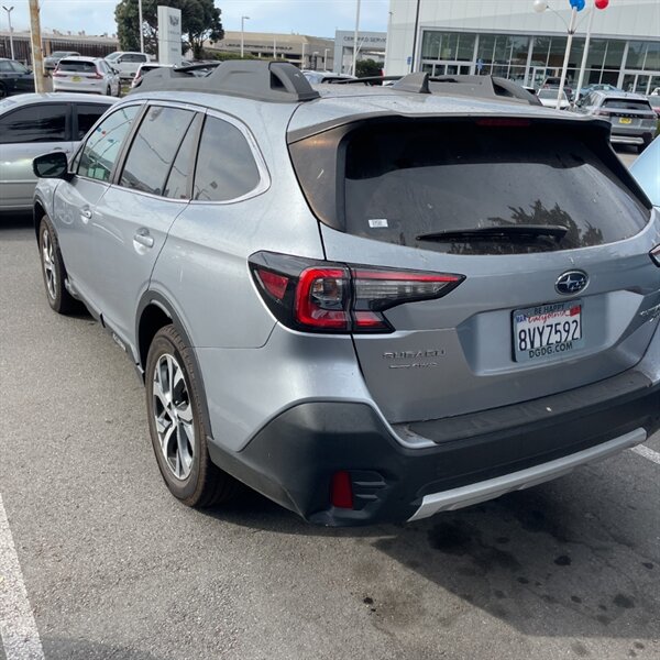 2021 Subaru Outback Limited XT   - Photo 4 - Sherman Oaks, CA 91423