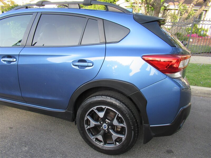 2018 Subaru Crosstrek 2.0i Premium   - Photo 39 - Sherman Oaks, CA 91423