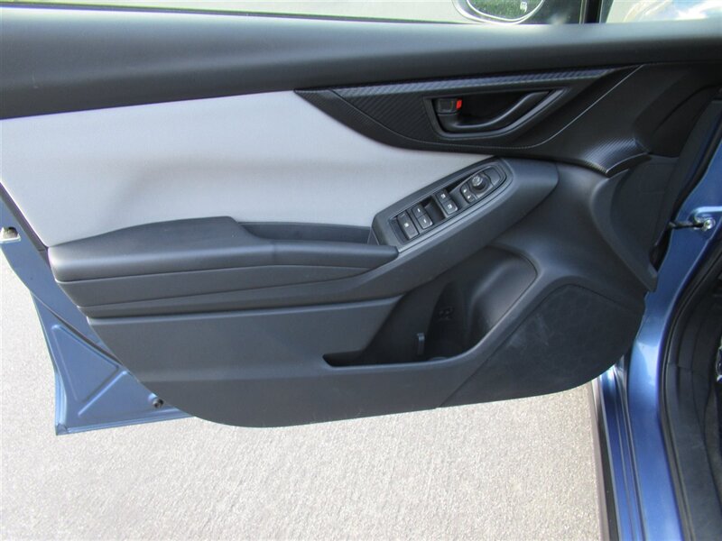2018 Subaru Crosstrek 2.0i Premium   - Photo 16 - Sherman Oaks, CA 91423
