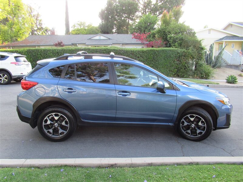 2018 Subaru Crosstrek 2.0i Premium   - Photo 9 - Sherman Oaks, CA 91423