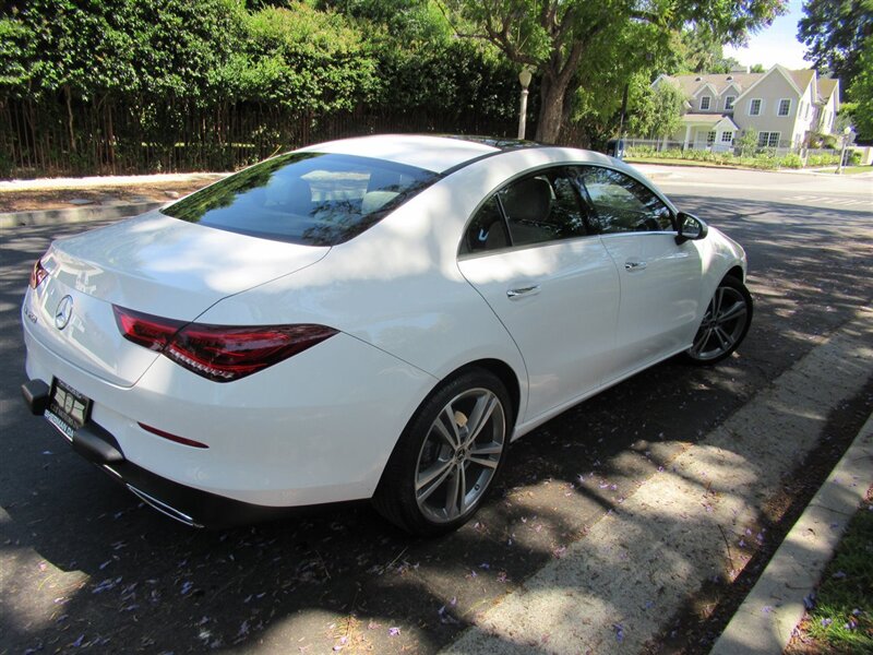 2021 Mercedes-Benz CLA CLA 250   - Photo 12 - Sherman Oaks, CA 91423