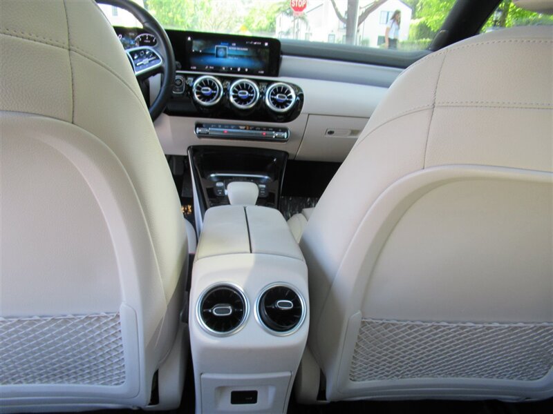 2021 Mercedes-Benz CLA CLA 250   - Photo 33 - Sherman Oaks, CA 91423