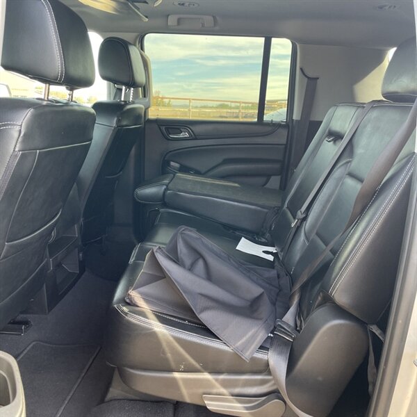 2019 GMC Yukon XL SLE   - Photo 13 - Sherman Oaks, CA 91423